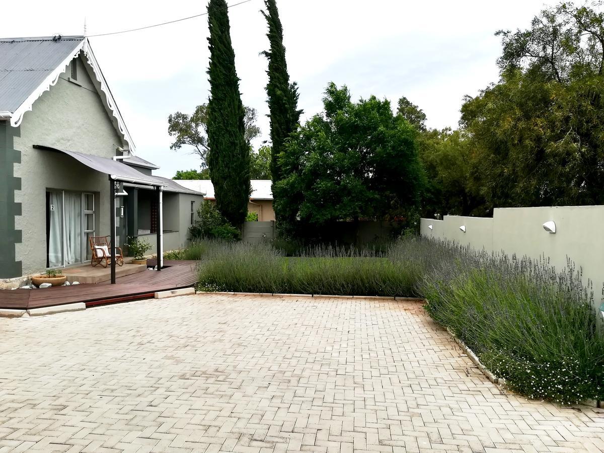 Tranquil House B&B @ 1 College Ave Куинстаун Екстериор снимка